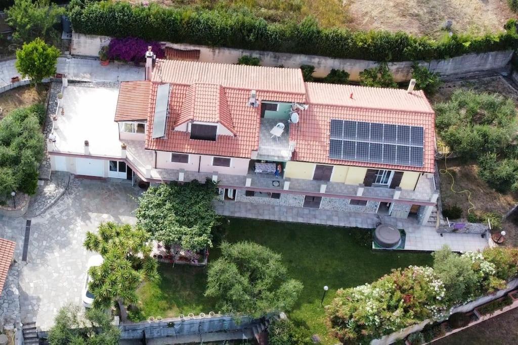 Casa Solemar Villa Imperia Exterior foto